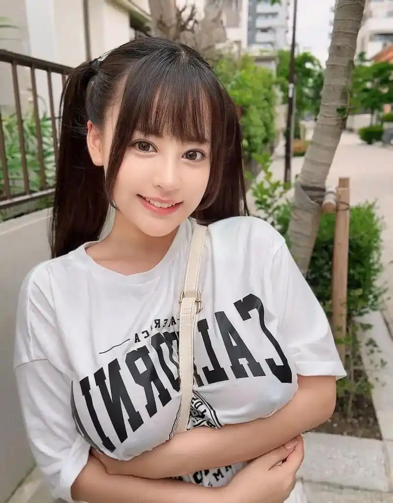 远山淡影影视封面
